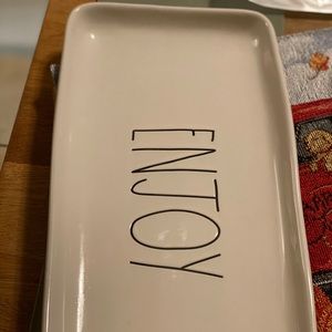 Rae Dunn tray